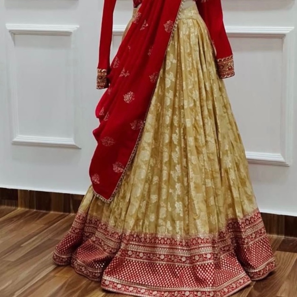 Indian bridal lehenga